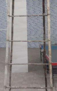 چهار پایه فلزی بادوام
