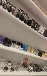 فروشگاه لوازم کاشت ناخن ویون