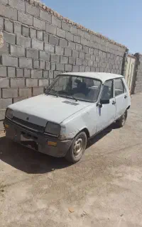 ماشین رنو