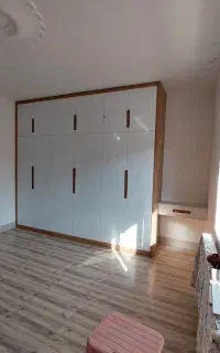 طراحی و اجرای انواع کابینت و کمددیواری