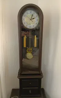 ساعت ایستاده