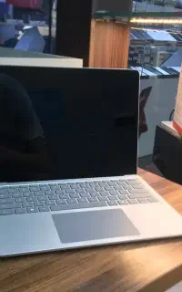 Surface laptop 7 copilot