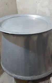 فروش دیگ نو روی و گاز نو سه شعله
