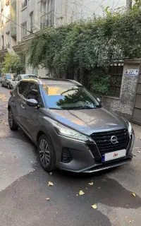 نیسان کیکس