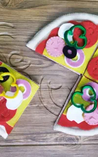 اسباب بازی پیتزای نمدی