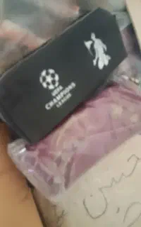 جامدادی ظروف پلاستیکی و قفسه مغازه