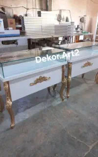 میز پایه خراطی طلا فروشی بدلیجات و بوتیک
