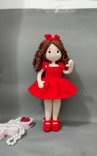 عروسک دختر کایرا