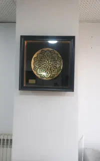 تابلو روکش طلا و ساعت لوکس