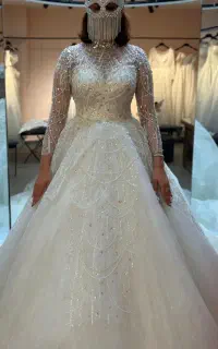 فروش تعدادی لباس عروس