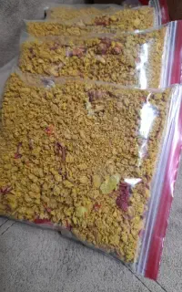آچار محلی و سمنو برشته