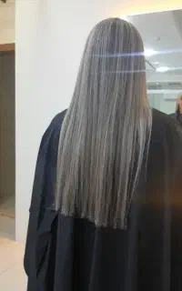 رنگ مو ،کوتاهی مو ،کاشت ناخن،اریش دائم