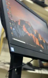 آل این وان استوک دل