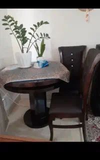 میز نهارخوری ۴نفر درحد نو سالم تمیز
