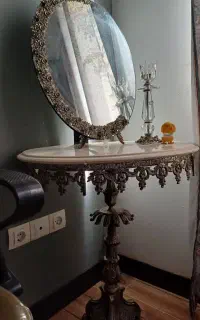 آینه و شمعدان همراه پایه