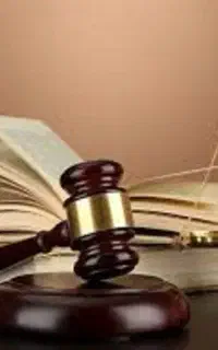 وکیل دادگستری و مشاور حقوقی