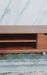 میز تی وی و جاکفشی