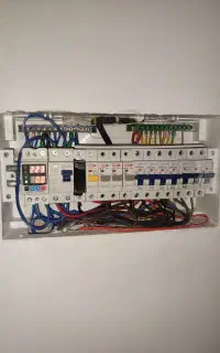 برق کار (برقکش) ساختمان کلی و جزئی در کاشان