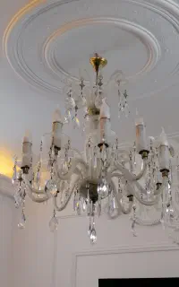 لوستر 10 شاخه  بسیار زیبا و شیک