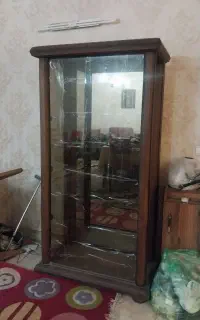 ویترین چوب راش