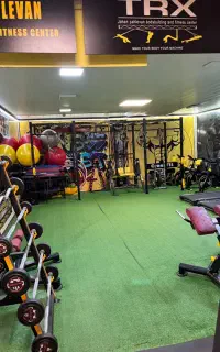 باشگاه بدنسازی بانوان