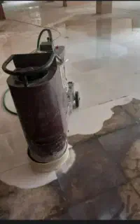 نظافت وکفسابی  راه پله پارکینگ   مدارس