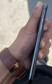 آیفون xs