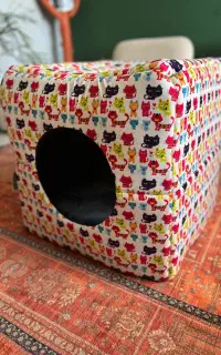 خانه گربه و الیزابت پارچه ای کاملا نو