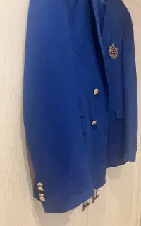 کت پسرانه در دو رنگ قرمز وابی هر عدد ۱ میلیون