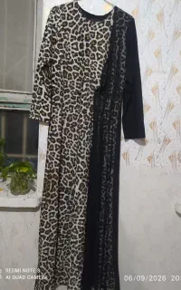 دو عد لباس مجلسی در حد نو سایز ۴۲و۴۴ میاد
