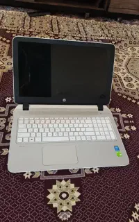 لبتاپ اچ‌پی با وسایل