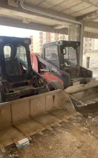 اجاره بابکت مینی لودر پیکور جارو بارگیری حمل نخاله