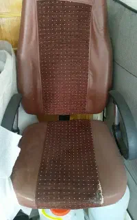 صندلی اداری وچرخشی