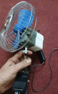 پنکه‌ اسپرت‌ ماشین