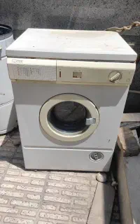 لباسشویی کاگرده. (توضیحات را بخوانید)