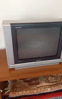 یکدستگاه تلویزیون سامسونگ