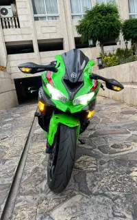 کاوازاکی نینجا ۴ سیلندر zx25 rr