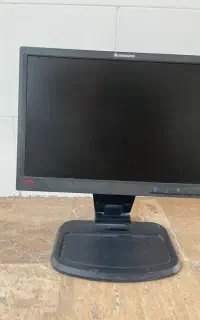 مانیتور ۱۹ اینچ لنوو