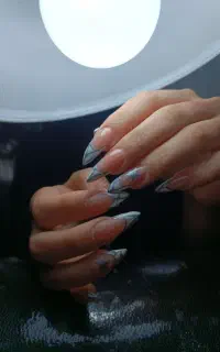 اموزش کاشت ناخن پیشرفته و اقتصادی با مدرک