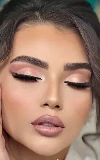 میکاپ پایه و ویژه(نمونه کارام اگهی شده)