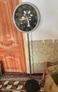 ساعت ایستاده