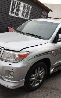 لندکروز ۲۰۱۰ تصادفی