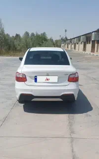 ساینا اس ۴۰۲