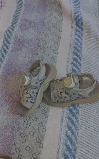 کفش بچگانه