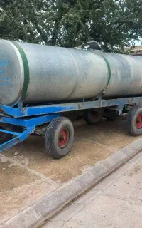 تانکر چرخدار ۸۰۰۰ تراکتوری