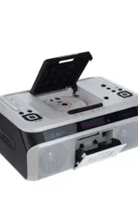 پخش کننده قابل حمل کنکورد مدل PA-639DV