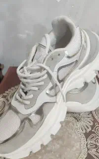 کتونی کاملا نو استفادع نشده