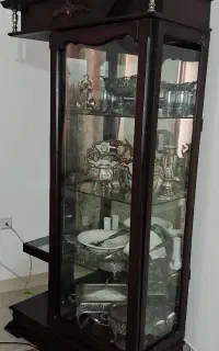 ویترین (بوفه) چوبی