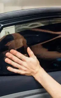 نصب شیشه دودی با قیمت منصفانه