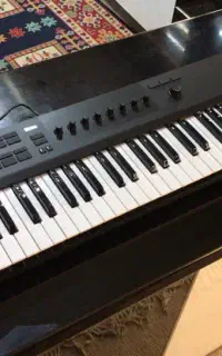 میدی کنترلرNative Instruments Komplete Kontrol A61